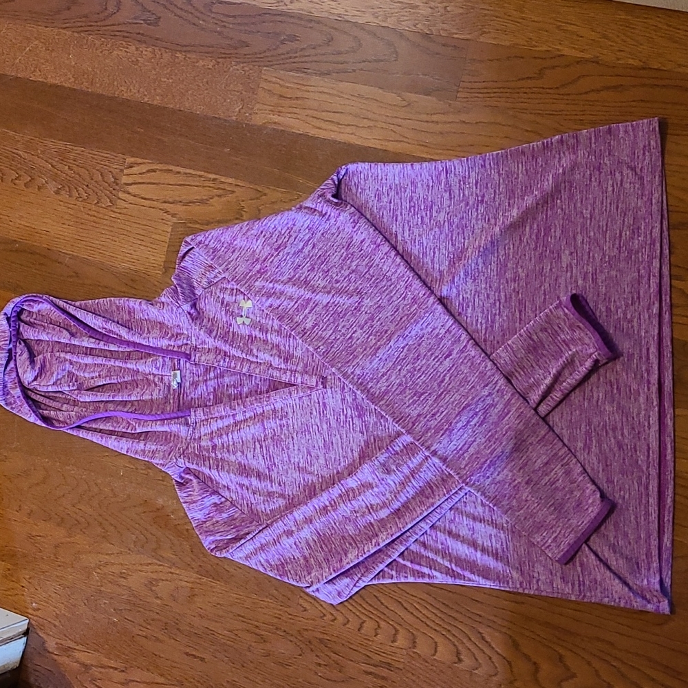 Under Armour XL long sleeve pullover